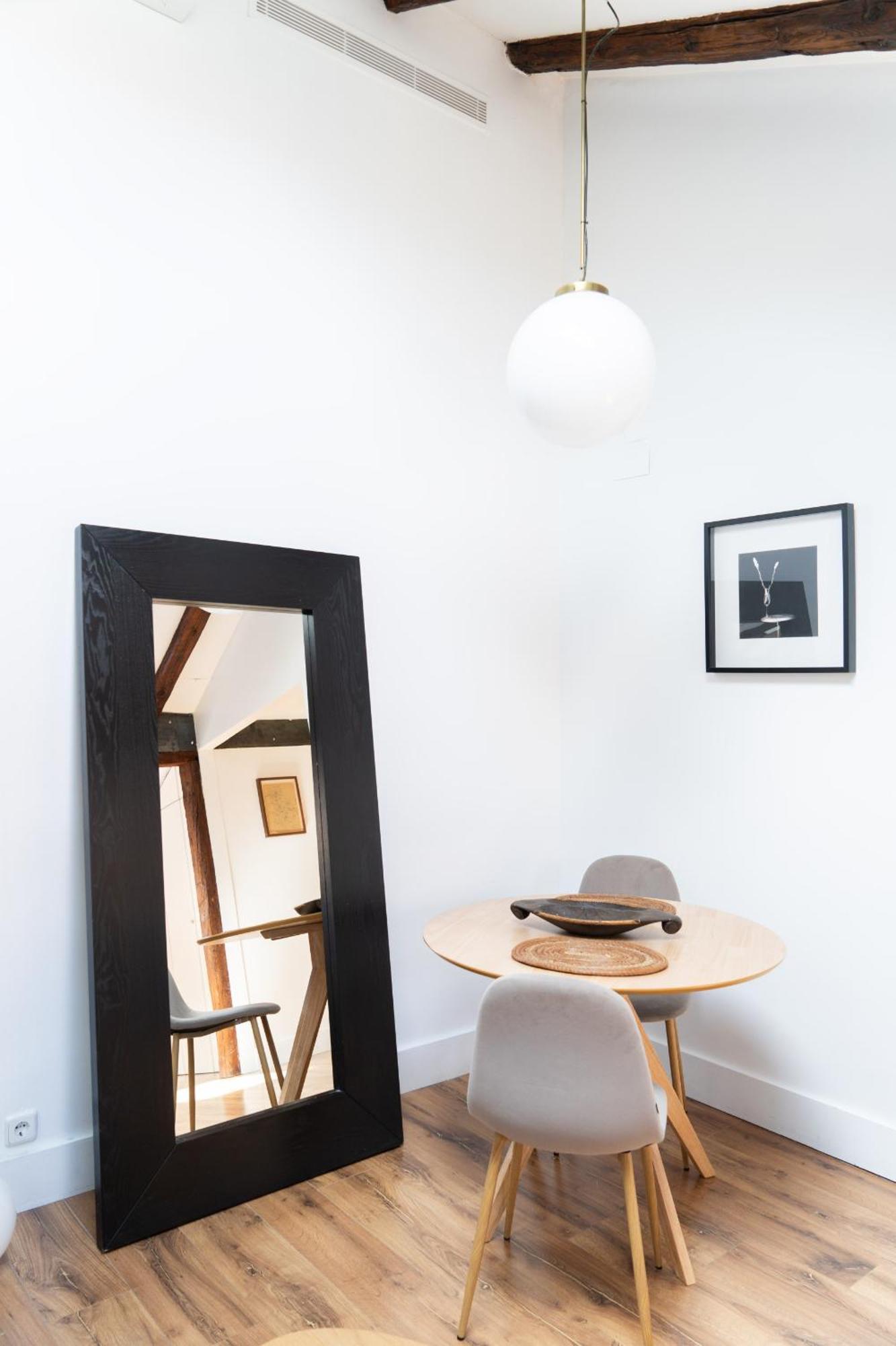 Apartamento En Alonso Martinez Alquiler Temporal Madrid Exterior photo